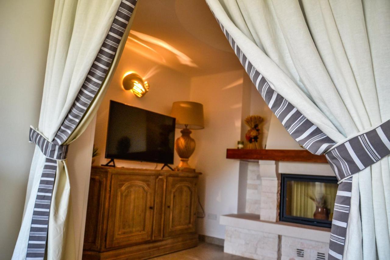 Verdeacqua Suite โลโกโรตอนโด ภายนอก รูปภาพ